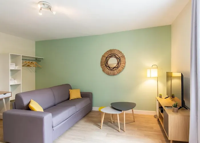 Le Magenta, Proche De La Place Wilson Lägenhet *